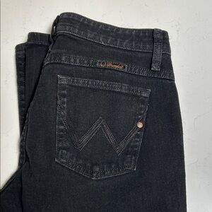 Wrangler Q-Baby Women's Jeans - Washed Black